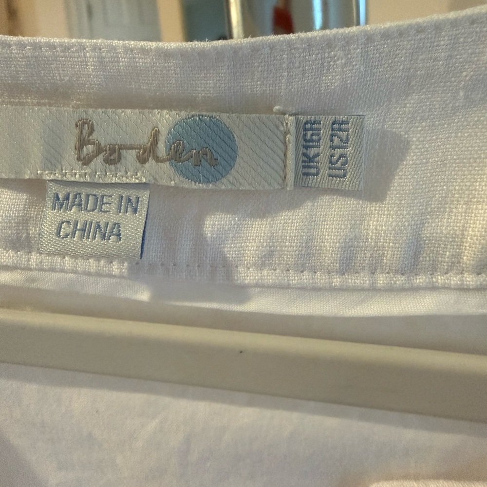 Boden white linen Sorrento lined dress with flat square beaded neckline detail. - Picture 5 of 8